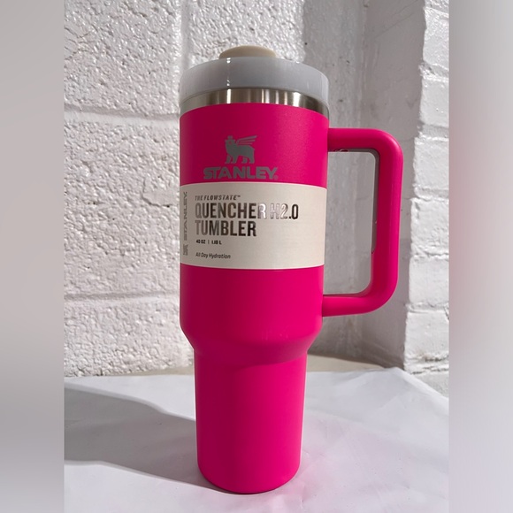 Stanley Accessories - - HOT PINK FUSCHIA Stanley Quencher H2.0 FlowState Tumbler - 40 fl. oz